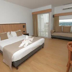 carayou-hotel-spa.comcaribbean.com/